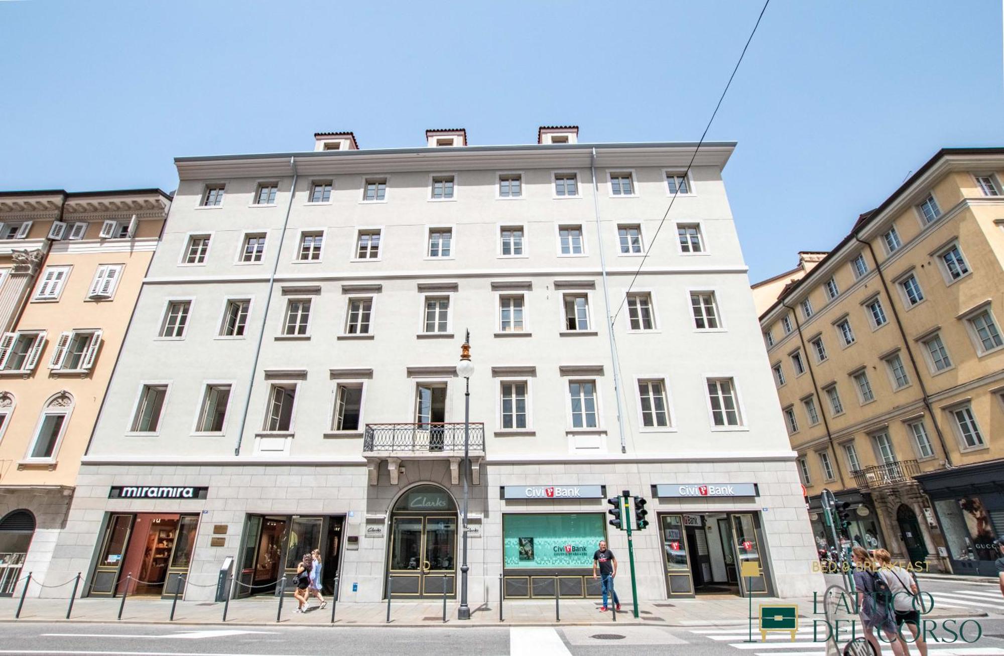 L'Attico Del Corso Apartment Trieste Exterior photo